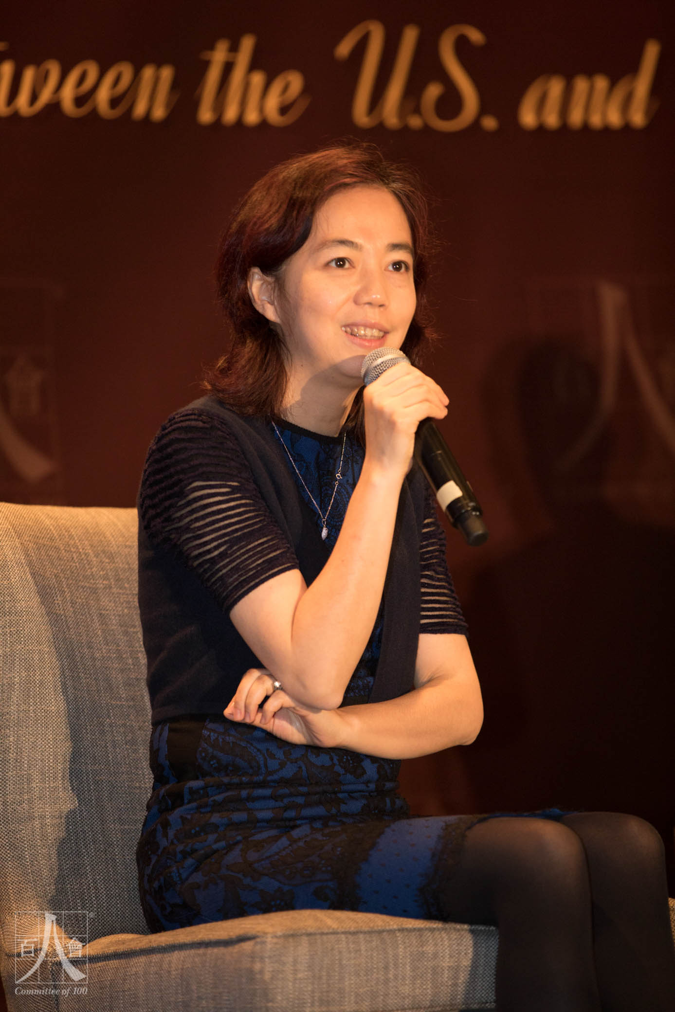 Will Chinese be banned from sensitive fields in the U.S.? Fei-Fei Li, leader in artificial intelligence, answers at C100 Annual Conference 华人在美或将被禁涉足敏感领域？人工智能大牛李飞飞在百人会年会上这样回答